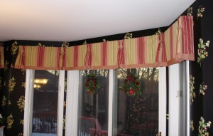 Double pinch pleated valance with buttons.