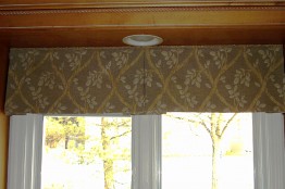box pleated valance