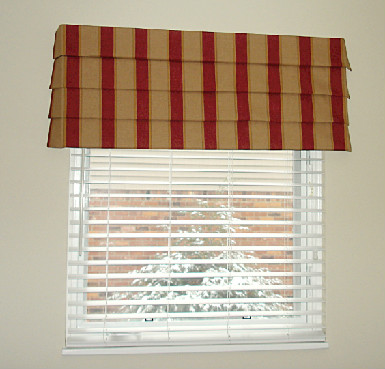 roman valance