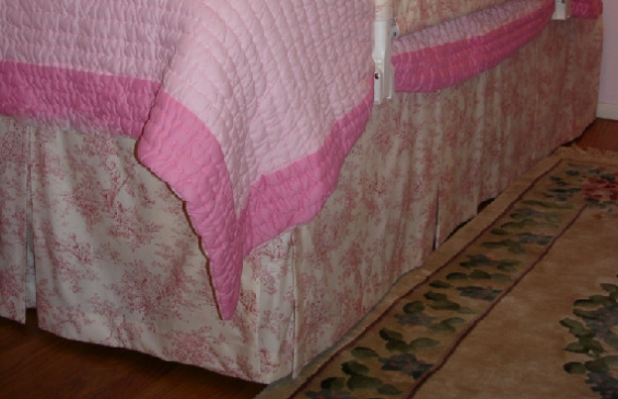 pleated bed skirt