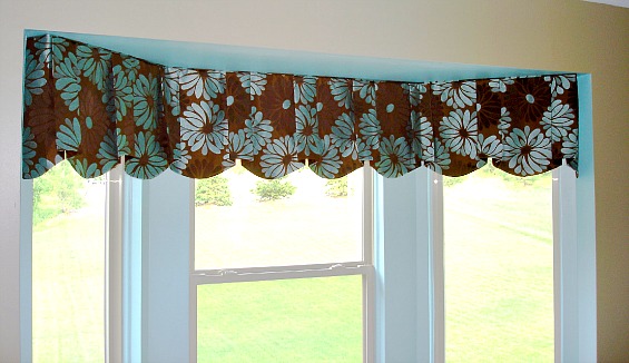 Sheffield valance