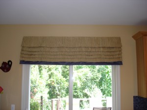 roman valance