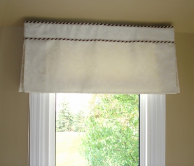 pleated valance