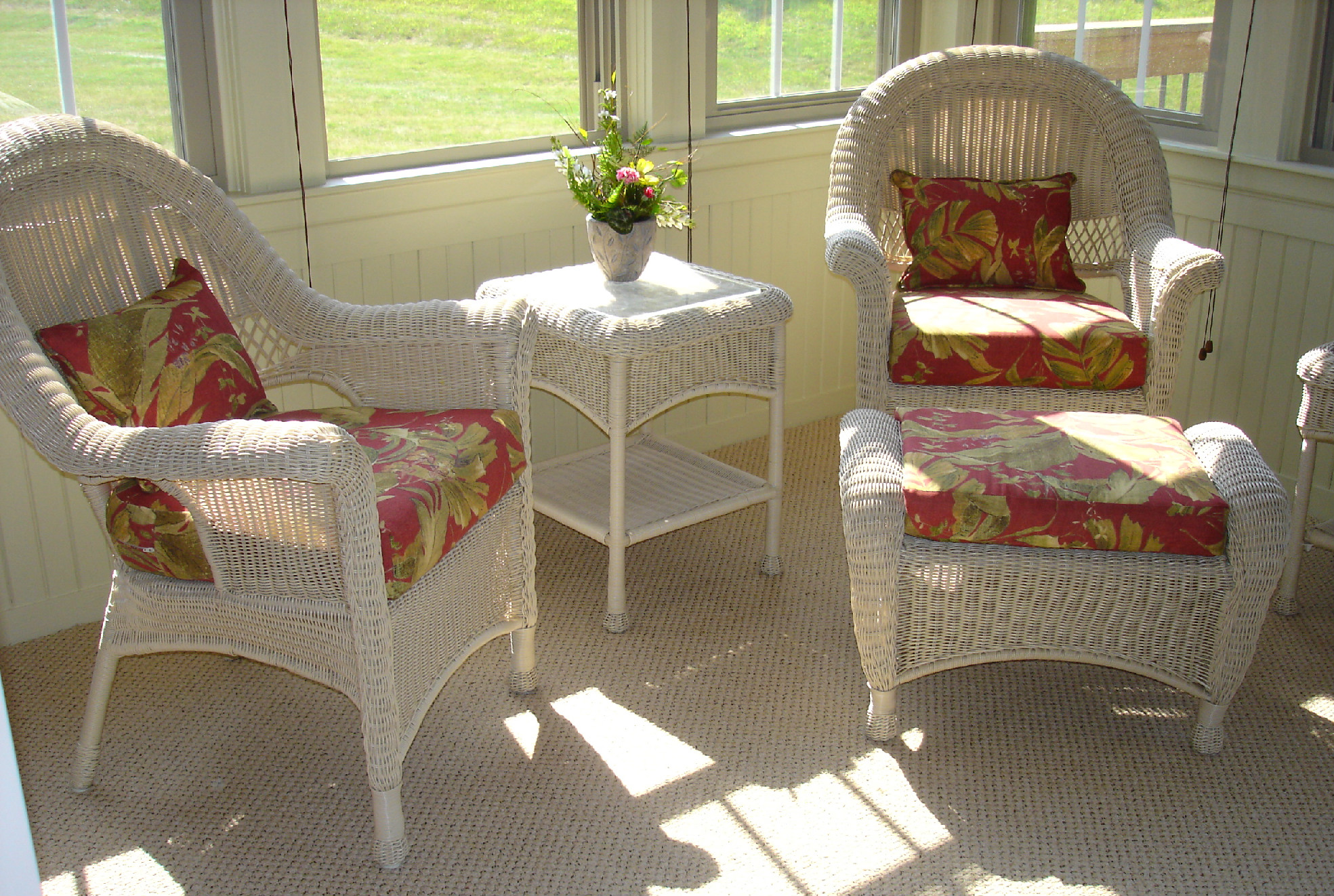 Update your wicker furniture » Susan's Designs