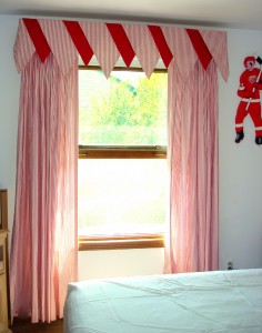 banner valance with side panels