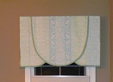 petal valance