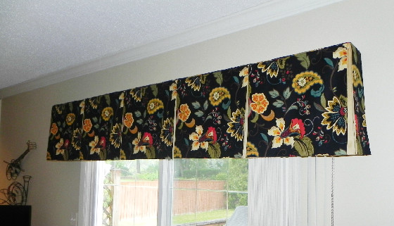 pleated valance