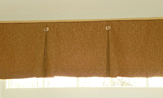 kick-pleated valance