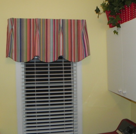 Pinch pleated valance