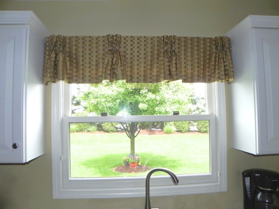 pinch pleated valance